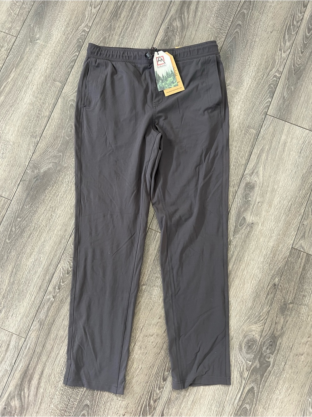 Avalanche Women’s Soft Straight Leg Charcoal Grey Pants Medium NEW